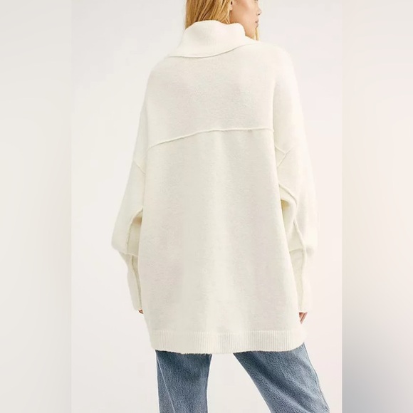Free People Afterglow Mock Neck Cream Oversized Cozy Winter Sweater Size Smalll - Picture 8 of 17